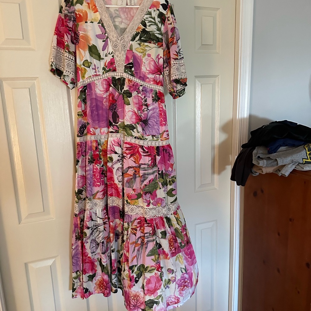 Boutique quality floral dress.
